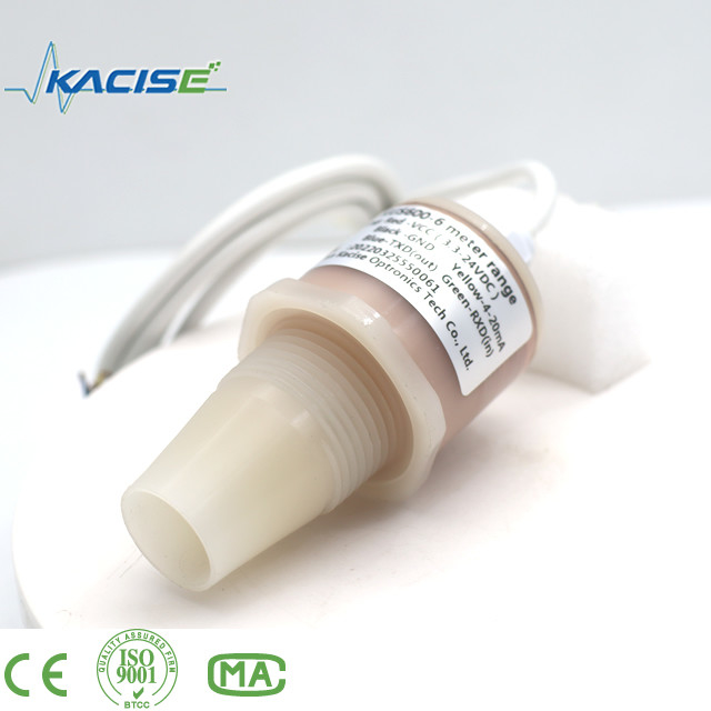 เครื่องตรวจจับเสียงฉลุ KUS600 ผลิตจากวัสดุ PVDF / PTFE ใช้ในการวัดระยะทางและระดับของของเหลว