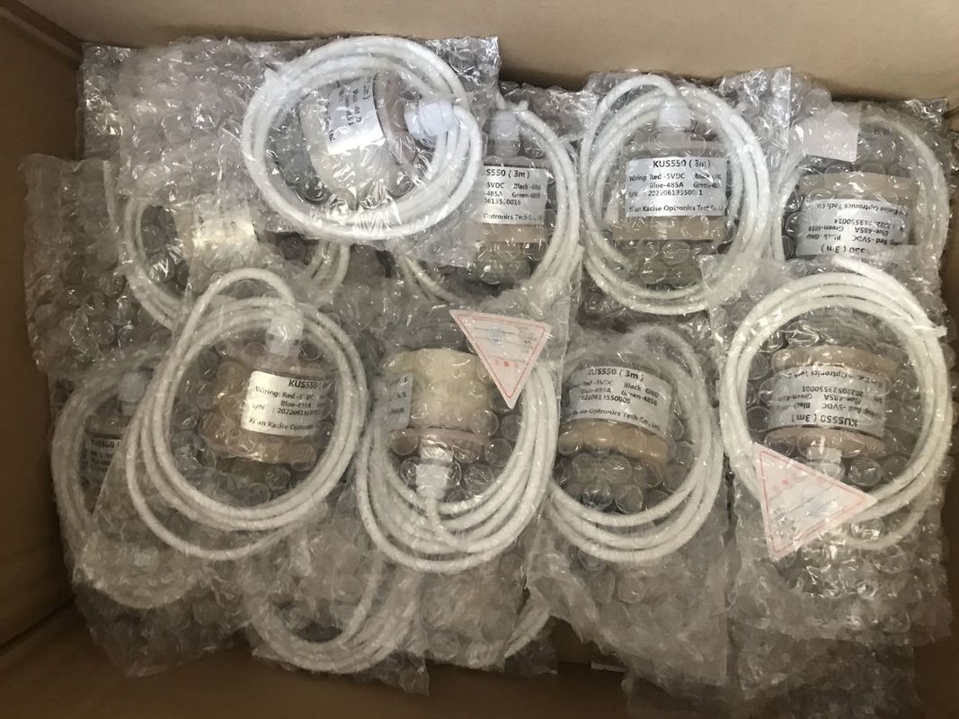 KUS550 PTFE เครื่องตรวจจับระดับความรุนแรงด้วยเสียงฉลาม กันน้ํา ด้วยการออกเสียง RS485 และระยะการวัด 3m