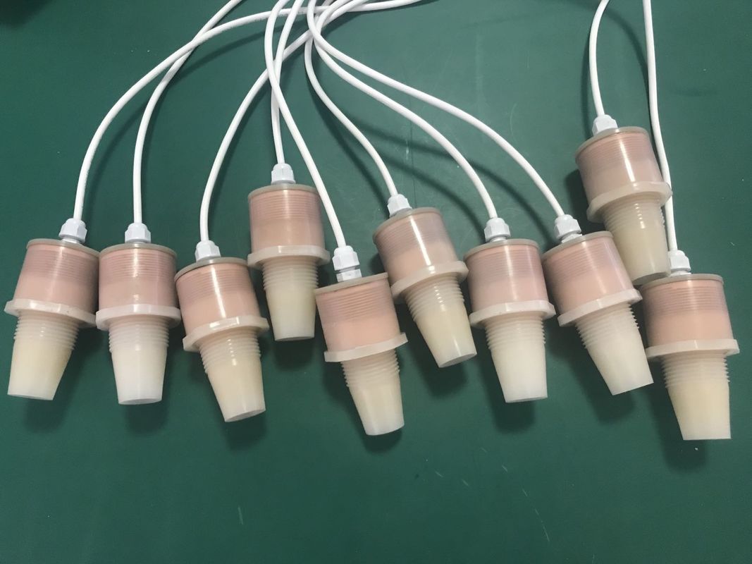 เครื่องวัดระดับน้ําด้วยเสียงฉีด ultrasonic 6V ด้วยการออกเสียง RS485 และการวัดระดับของของเหลวความแม่นยําสูง 5m