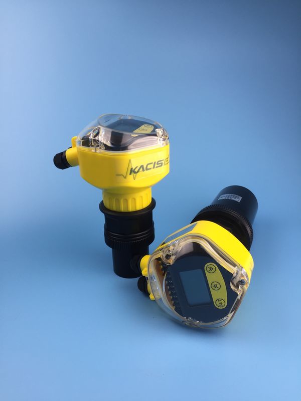 เครื่องตรวจจับระดับ Ultrasonic ซีรีย์ KUM/KUS ด้วยการวัดแบบไม่ติดต่อ 4-20mA และความแม่นยํา 0.3%