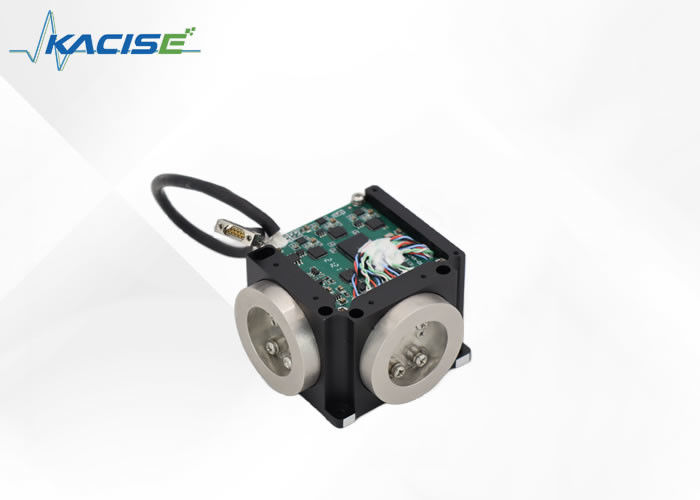 จีโรสโกปไฟเบอร์ออปติก ด้วยคอฟิชั่นการเดินสุ่ม ≤0.01 ((°/h1/2) RS422 การออกแบบดิจิตอลสําหรับระบบการนําทางอินเนอร์เซียล