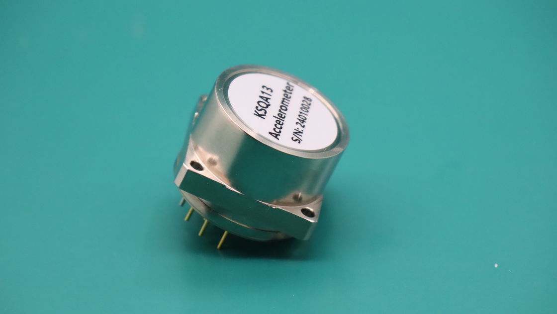 เซนเซอร์ Quartz Flexible Accelerometer ที่มีอุณหภูมิการเก็บรักษา -55°C+120°C ความสั่นสะเทือนสูงสุด Sine 15g@20Hz ~ 2000Hz และขนาด Ø25×25mm