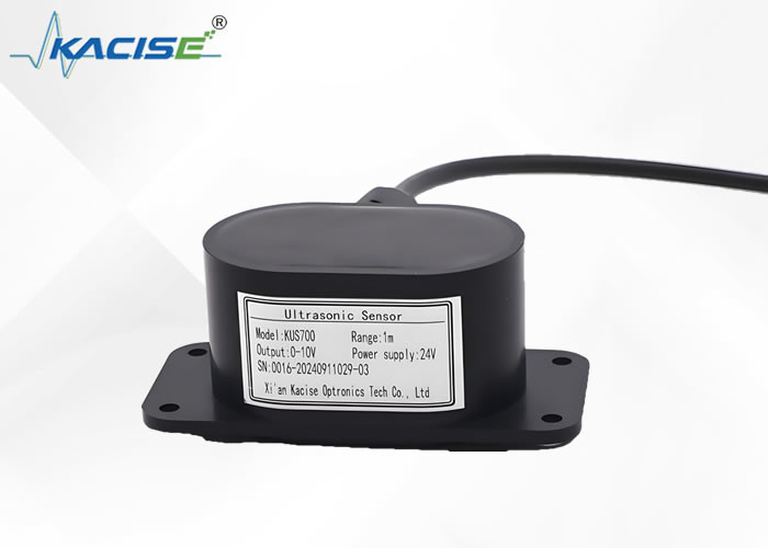 KUS700 หน่วยตรวจจับสองตัว อัลตรasonic Sensor สําหรับการวัดระดับ ระดับการป้องกัน ความแม่นยํา IP68