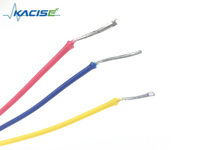 จําหน่ายจากโรงงาน 4 ~ 20mA Output Submersible ความแม่นยําสูง ± 0.25% F.S เครื่องตรวจจับระดับน้ํามันดิจิตอลและ เครื่องตรวจจับความดันน้ํา
