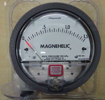 Dwyer 2000 1.5Kpa เครื่องวัดความดันความแตกต่าง Magnehelic: เครื่องวัดความแม่น FS 2%