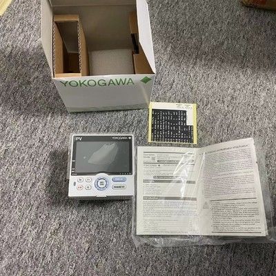 UT35A เครื่องควบคุมอุณหภูมิดิจิตอล พร้อม LCD สี 14 ภาค การควบคุมลําดับบันได และการสื่อสาร Ethernet