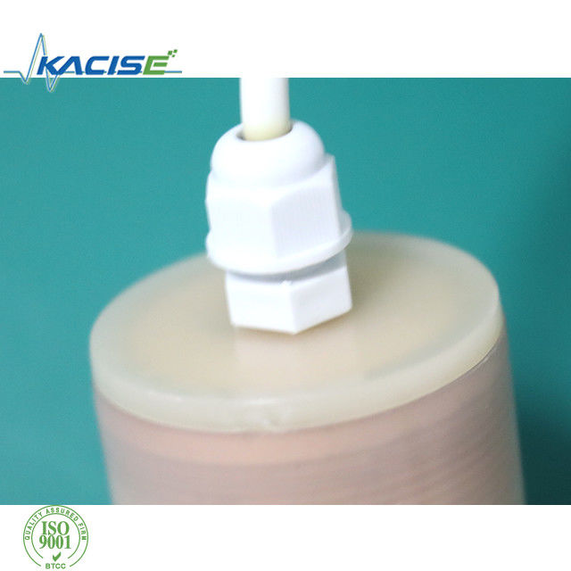 IP67 กันน้ํา PTFE Shell Ultrasonic Transducer Sensor ความถี่ 25kHz สําหรับการวัดระดับของของเหลว